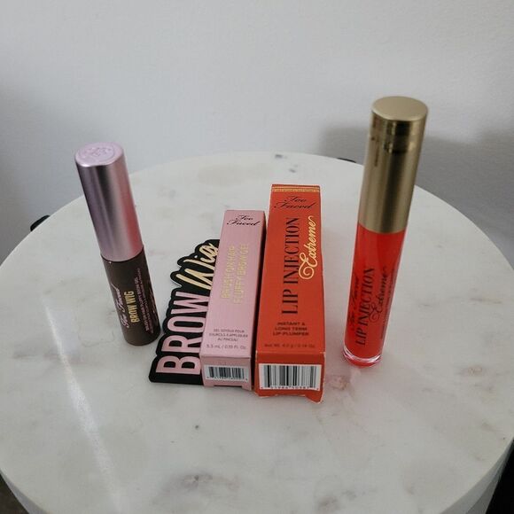 New Too Faced Makeup Bundle(2). Lip Injection Extreme & Brow Wig. - Picture 2 of 5